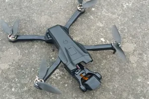 Bareilly: छत पर कैसे गिरा ड्रोन ? फतेहगंज पश्चिमी के इस में गांव ग्रामीण हुए खौफजदा 