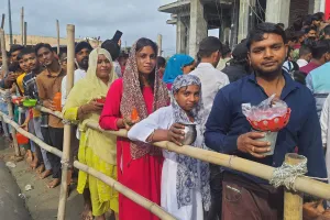 रामपुर: बम-बम भोले के जयकारों से गूंजे शिवालय, सुबह से लगी लंबी कतारें