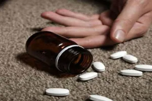 बदायूं: होने वाले जीजा फोन पर करती थी बात...बड़ी बहन ने मना किया तो जहर खाकर दी जान