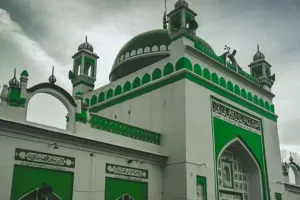 UP : संभल जामा मस्जिद में नमाज पर रोक की मांग, याचिका पर 21 जुलाई को सुनवाई