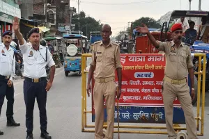 संभल में डायवर्जन लागू...कांवड़ यात्रा मार्ग पर लगाए पथ प्रदर्शक बोर्ड