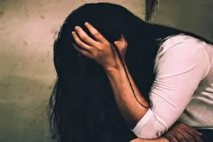 बाराबंकी में छेड़छाड़ के विरोध पर युवती का अपहरण, बंधक बनाया