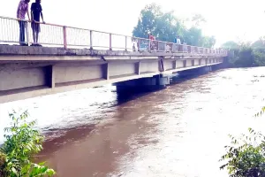 शाहजहांपुर: नदियों का जलस्तर घटना शुरू...तटीय इलाकों के लोगों ने ली राहत की सांस
