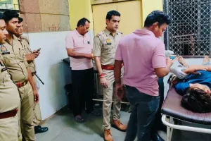 प्रतापगढ़ पुलिस मुठभेड़ :  सुल्तानपुर के वाहन चोर के पैर में लगी गोली, मेडिकल कॉलेज में भर्ती 