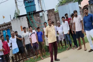 शाहजहांपुर: चार बार ट्रांसफार्मर बदला...चार घंटे भी नहीं मिली बिजली