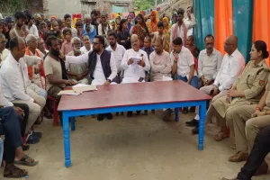 लखीमपुर खीरी: जुम्मनपुरवा कांड...भाजपा जिलाध्यक्ष ने दिया सरकारी जमीन खाली कराने का अल्टीमेटम