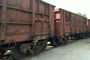 Bareilly: सीबीगंज के पास मालगाड़ी के पहिए जाम...दूसरी ट्रेनों की रफ्तार पर लगा ब्रेक