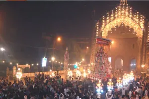  सातवीं मुहर्रम का जुलूस : पुराने लखनऊ में बदली रहेगी यातायात व्यवस्था, शाम पांच बजे से लागू होगा डायवर्जन