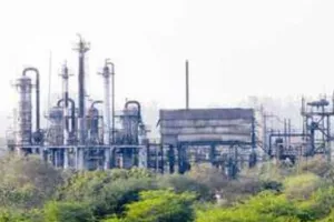 Bareilly: रबड़ फैक्ट्री...राज्य कर के 27.30 करोड़ बकाये पर 147.05 करोड़ ब्याज