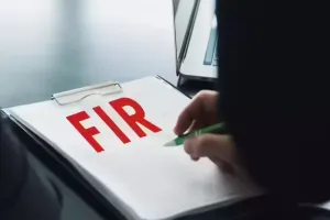 रामपुर: घर में घुसकर ग्रामीण पर चाकू से हमला...तीन लोगों पर FIR