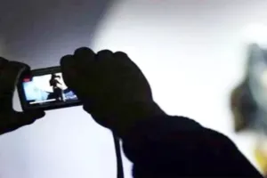 मुरादाबाद: नाबालिग से पहले किया रेप...फिर अश्लील वीडियो बना कर रहा था ब्लैकमेल