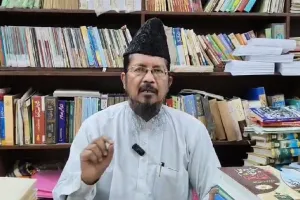 Bareilly: धर्म की सेवा नहीं कर रहे, अपना हित साथ रहे कथावाचक और मौलाना