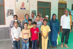 पीलीभीत: चार किलोमीटर दूर स्कूल का विलय, अब कैसे जाएंगे बच्चे