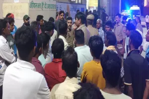 पीलीभीत: महिला अस्पताल में जच्चा-बच्चा की मौत के बाद हंगामा