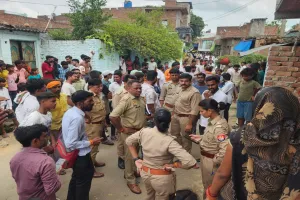 शाहजहांपुर: प्रार्थना और चंगाई सभा की आड़ में धर्मांतरण ! हिंदू संगठनों के हंगामे पर चार हिरासत में लिए