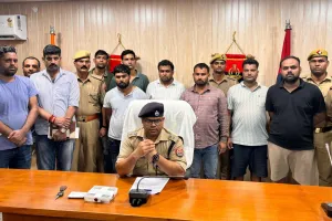 अमरोहा : वाहन बेचकर चोरी करने वाले गैंग का खुलासा, पांच गिरफ्तार