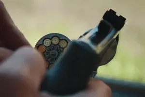 मुरादाबाद : तमंचा चेक करने के दौरान चली गोली, युवक की मौत