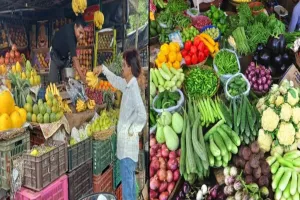 बदायूं : फलों और सब्जियों पर छाई महंगाई, आसमान छू रहे दाम
