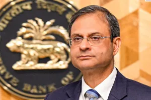 FIBAC 2025 : RBI गवर्नर का बड़ा बयान, कहा- अर्थव्यवस्था को आगे बढ़ाने के लिए बैंक और कंपनियां मिलकर करें काम