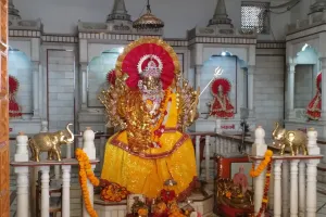 अद्भुत अष्टादशभुजा महालक्ष्मी मंदिर 