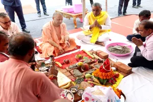 सीएम योगी ने किया UP निर्वाचन आयोग के नए भवन का शिलान्यास