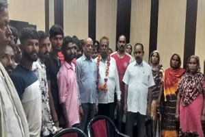 बाराबंकी: श्यामलाल ने सफाई कर्मचारियों से किया संवाद, कहा- दूर होंगी सफाईकर्मियों की समस्याएं