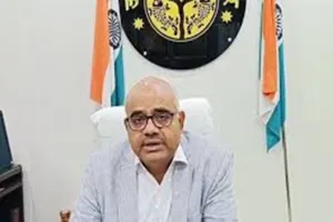 कानपुर: विद्यालयों में जर्जर कक्षों में बच्चों को बिठाया तो सख्त कार्रवाई, डीएम ने दिए निर्देश  