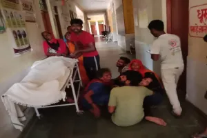  बाराबंकी: लोधेश्वर महादेव मंदिर में करंट लगने से दो लोगों की मौत, मची अफरा-तफरी 