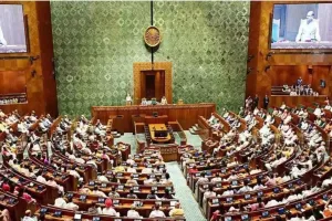 Monsoon Session: SIR मुद्दे पर लोकसभा में विपक्ष का हंगामा, कार्यवाही कल तक के लिए स्थगित, मंत्री रिजिजू ने कहा- मन बहुत दुखी है 