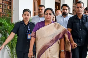 Rekha Gupta Security: अब CRPF नहीं करेगी दिल्ली की मुख्यमंत्री की सुरक्षा, सरकार ने दिल्ली पुलिस को दी जिम्मेदारी