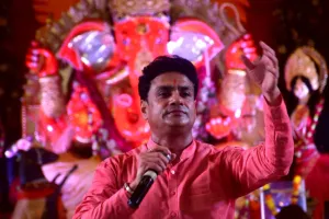 Ganesh Chaturthi: विघ्न हर्ता के सहस्त्र नाम पाठ के साथ हुआ सिन्दूराभिषेक, मनौतियों के राजा के पंडाल में श्रद्धालुओं का हुजूम