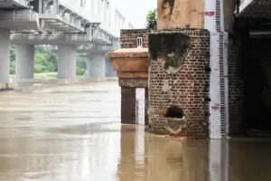 लगातार बढ़ा जलस्तर... गौतमबुद्ध नगर में यमुना का जलस्तर बढ़ने के मद्देनजर पांच बाढ़ चौकियां की गईं स्थापित 