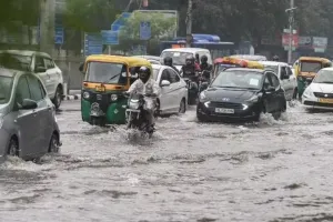 Monsoon Update: 26 राज्यों में भारी बारिश के साथ आंधी-तूफान की चेतावनी, IMD ने जारी किया अलर्ट