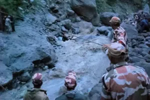 Uttarakhand Cloudburst: ITBP ने किन्नर कैलाश यात्रा मार्ग पर 413 श्रद्धालुओं को सुरक्षित निकाला 