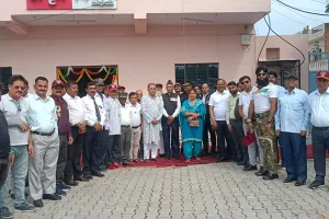 79th Independence Day 2025: अमृत विचार के कार्यालयों में आजादी का जश्न, सीओओ ने किया ध्वजारोहण