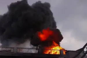 Jharkhand: आवासीय विद्यालय के छात्रावास में लगी आग, 25 लड़कियां बाल-बाल बचीं 