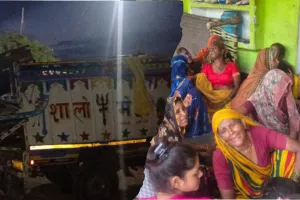 यूपी: खाटू श्याम के दर्शन करके लौट रहे एटा के 11 श्रद्धालुओं की मौत! जयपुर में चल रहा 12 लोगों का इलाज 