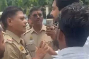 NSUI के कैंप को पुलिस ने हटाया, इंटीग्रल यूनिवर्सिटी के सामने लगाया वोट चोर कैंप