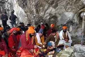 अंतिम चरण में अमरनाथ यात्रा...  गुफा मंदिर की यात्रा के रवाना ‘छड़ी मुबारक’ 9 अगस्त होगा समापन