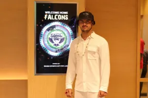 UP T20 League : राजधानी पहुंचे लखनऊ फॉल्कंस के खिलाड़ी, भुवनेश्वर कुमार की अगुवाई में इकाना स्टेडियम में शुरू करेंगे अभ्यास