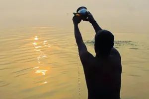 चित्रकूट में उमड़े 15 लाख से अधिक श्रद्धालु: भदही अमावस्या के पावन पर्व पर भक्तों ने मंदाकिनी में लगाई डुबकी 