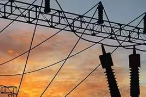 बकाया वसूलने सरकारी अस्पताल पहुंचे अधिकारी, भुगतान न होने से PHC, आरोग्य मंदिर में बिजली कटने की नौबत