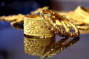 चांदी को देख इतराया सोना, दोनों के भाव टॉप पर...अभी भाव और बढ़ने का अनुमान