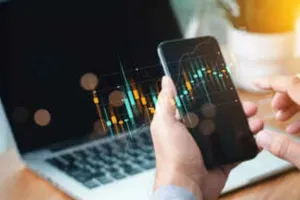 घरेलू शेयर बाजारों में तेजी के बाद सेंसेक्स 1,168 अंक और निफ्टी 25,000 अंक के पार, इन शेयरों के लौटे अच्छे दिन   