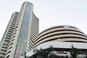 शेयर बाजार में तेजी के बाद सकारात्मक रुख के साथ बंद हुआ बाजार, सेंसेक्स 329 अंक चढ़ा, लाभ में रहा निफ्टी 