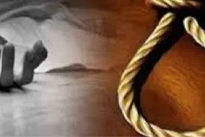 बहराइच में विवाहिता ने फंदे से लटककर दी जान: कुछ वर्ष पूर्व ही हुआ था विवाह, पुलिस ने पोस्टमॉर्टम के लिए भेजा शव 