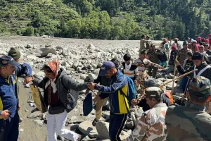 Dharali Disaster : युद्ध स्तर पर चल रहा रेस्क्यू अभियान, अबतक 343 लोगों को सुरक्षित बचाया, मृतकों के परिजनों को पांच लाख की सहायता 