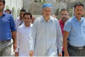 जहा हुई तबाही वहा पहुंचे मुख्यमंत्री अब्दुल्ला: चशोती गांव में हालात का लिया जायजा, नुकसान, राहत और बचाव कार्य का किया आकलन  