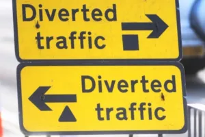 Chehallum 2025: लखनऊ में 15 अगस्त को बदली रहेगी यातायात व्यवस्था, चेहल्लुम के जुलुस के चलते ट्रैफिक पुलिस ने जारी किये दिशा निर्देश 