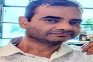 Bareilly : पत्नी के अवैध संबंध से तंग आकर सिलाई कारीगर ने दी जान...मरने से पहले बनाया वीडियो